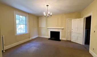 8 Crosby St, Augusta, ME 04330