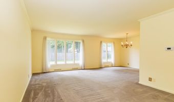3219 Greenbriar Rd, Anderson, IN 46011