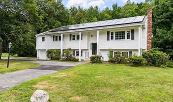 14 Olde Berry Rd, Andover, MA 01810