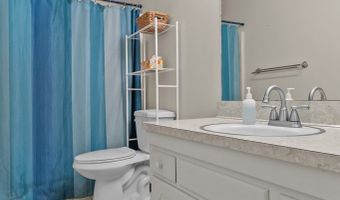 274 Doublegate Dr N, Albany, GA 31721