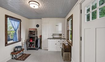 N8421 County Rd D, Algoma, WI 54201