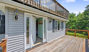 114 Claremont Dr, Albrightsville, PA 18210