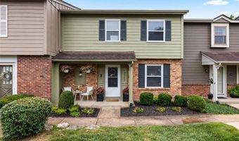 13362 Hiddencrest Ln, Ballwin, MO 63021