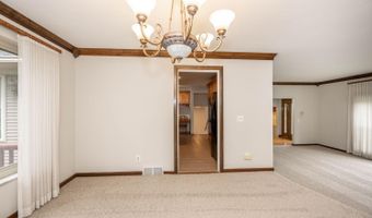 3115 Longmeadow Ln, Amberley, OH 45236