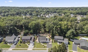 47 Overlea Ln, Aberdeen, NJ 07747