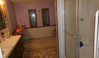 1461 Apache Rd, Albany, GA 31705