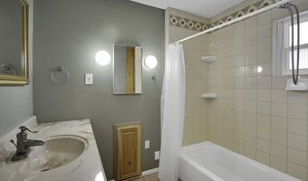 817 MCCOY Ave, Aztec, NM 87410