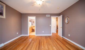 125 Fitch Blvd 201, Austintown, OH 44515