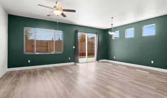 765 Garnet Way, Fernley, NV 89408