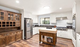 875 White Cottage Rd N, Angwin, CA 94508