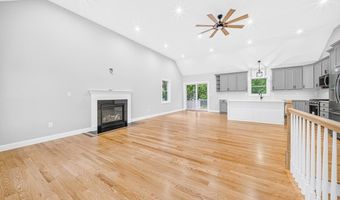 6 Mchugh Ave, Billerica, MA 01821