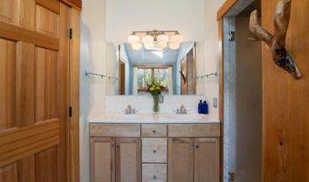266 Ursa Ridge Rd, Brattleboro, VT 05301