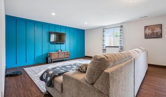 435 E Jefferson St, North Liberty, IA 52317
