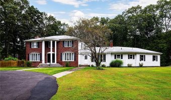 44 Heritage Dr, Warwick, RI 02818