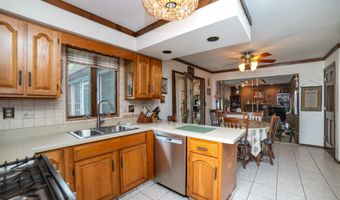 34 Michele Dr, Middletown, NJ 07748