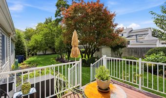 1432 Mizzen Ave, Beachwood, NJ 08722