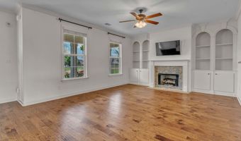 5621 HEATHER OAK Dr, Arlington, TN 38002