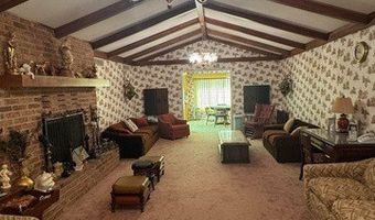 2400 W Loma Dr, Artesia, NM 88210