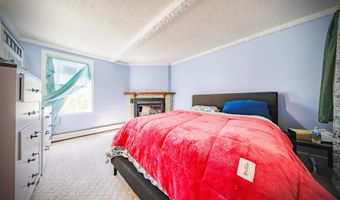 25 Eighth St, Auburn, ME 04210