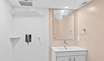 5313 WAKEFIELD Rd, Bethesda, MD 20816