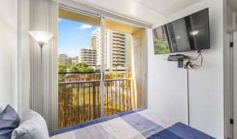 249 Kapili St 402, Honolulu, HI 96815