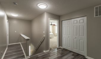 958 Willow Creek Dr, Alexandria, KY 41001
