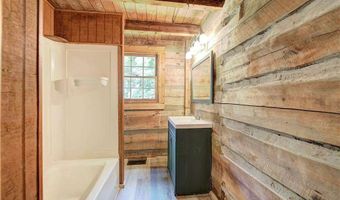 6263 James Dupree Ln, Acworth, GA 30102