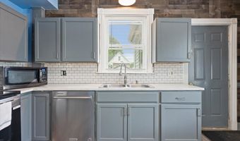 40 Fremont St, Bangor, ME 04401