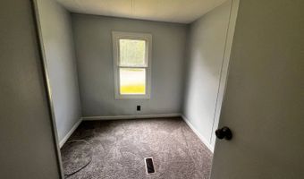 1 Allen Dr, Arundel, ME 04046