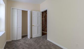 1712 THAMES St, Baltimore, MD 21231