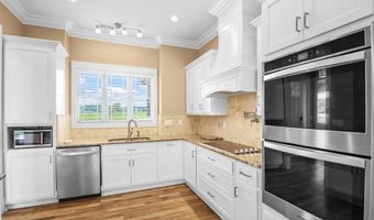 3023 Marina Dr, Athens, AL 35611
