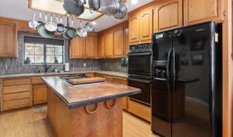 1856 Fern Way, Arnold, CA 95223