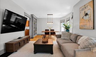 16 Isham St, Burlington, VT 05401