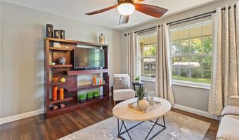 1225 Wissmann Dr, Ballwin, MO 63011