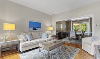 3 Spencer Ct, Clinton, CT 06413