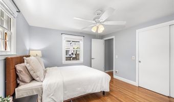 64 Dean St, Cranston, RI 02920
