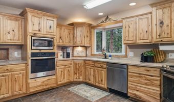 14300 Cambridge Rd, Bonner, MT 59823