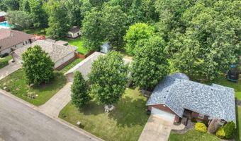 1027 Nickolas St, Aurora, MO 65605