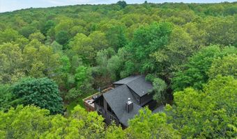 167 Valley View Dr, Albrightsville, PA 18210