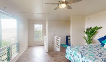 47-398 Mawaena St, Kaneohe, HI 96744