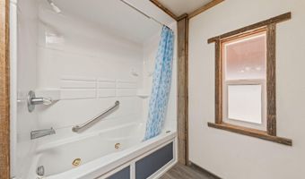 1915 Thomas Jefferson Ave, Battle Mountain, NV 89820