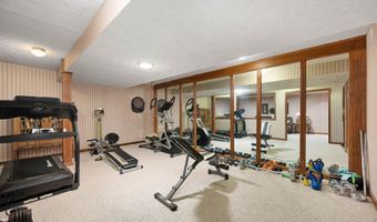 6575 Robin Hood Dr, Indianapolis, IN 46227