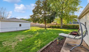 210 12th Ave NW, Altoona, IA 50009