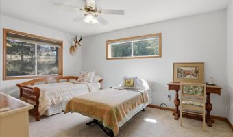 45241 Dillon Dr, Ahwahnee, CA 93601
