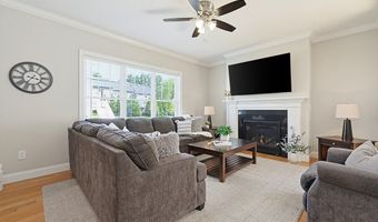 142 Bellwood Cir 142, Bellingham, MA 02019