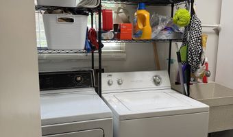 930 Mellowood Dr, Indianapolis, IN 46217