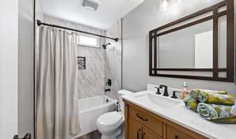 3221 Camarillo Ave, Oceanside, CA 92056