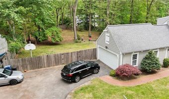 689 Middle Rd, East Greenwich, RI 02818