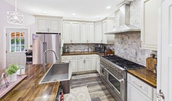 240 KINGTOWN Rd, Barbourville, KY 40906