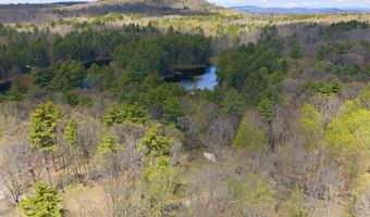 101 Canterbury Shore Dr, Canterbury, NH 03224